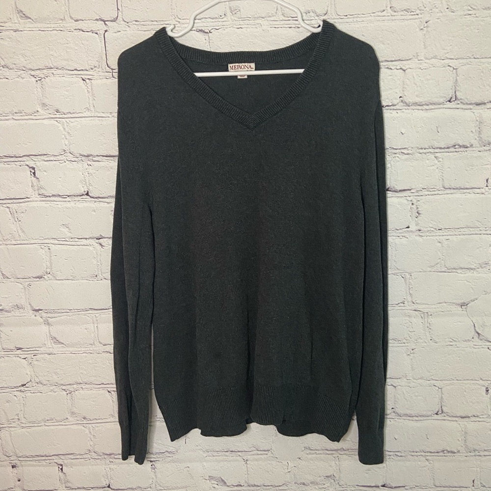 Merona Men’s Black V-Neck Long Sleeve Sweater